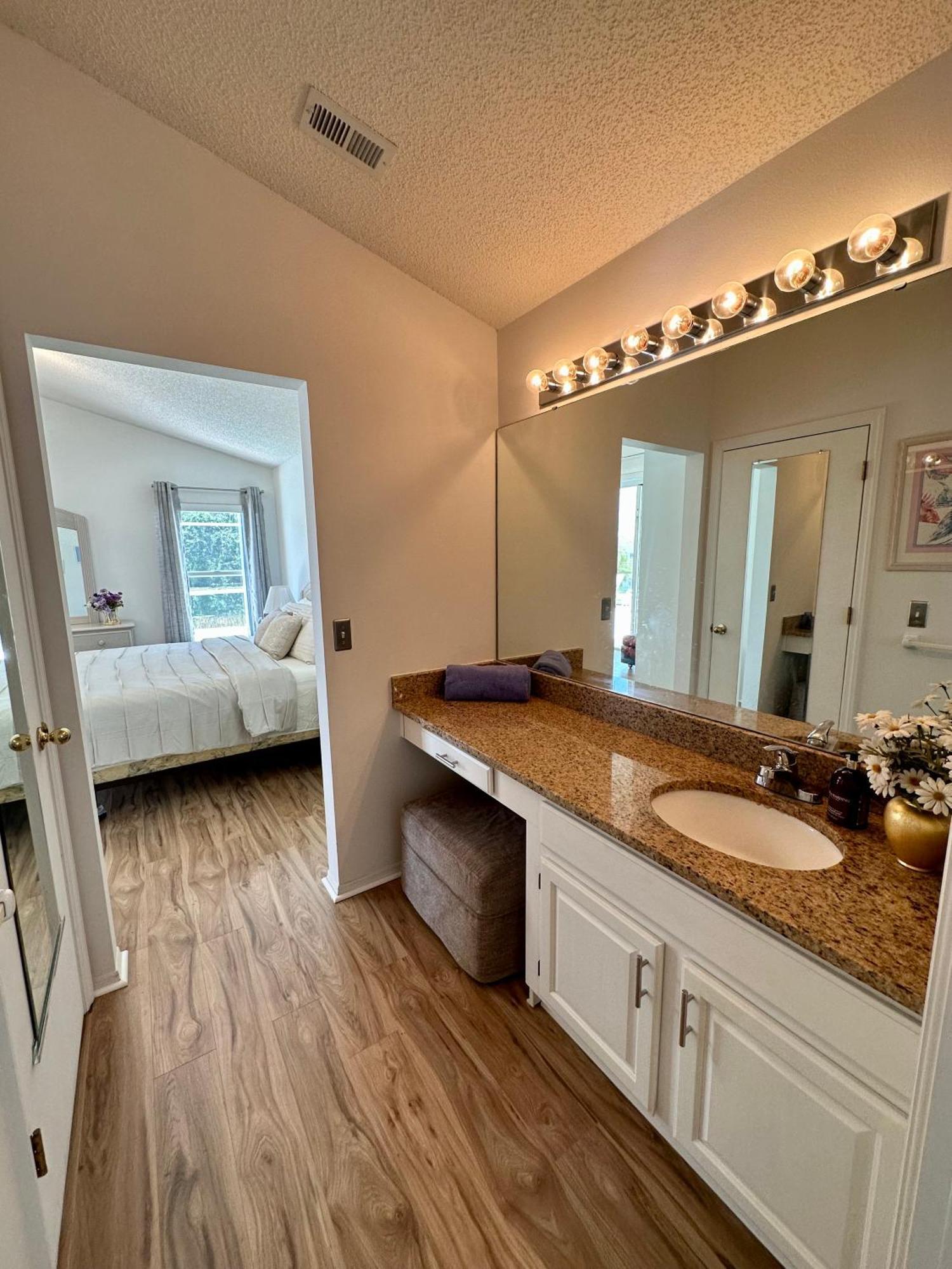 Private Pool With A Beautiful View Overlooking The Lake! Near Disney - Universal Kissimmee Exterior foto